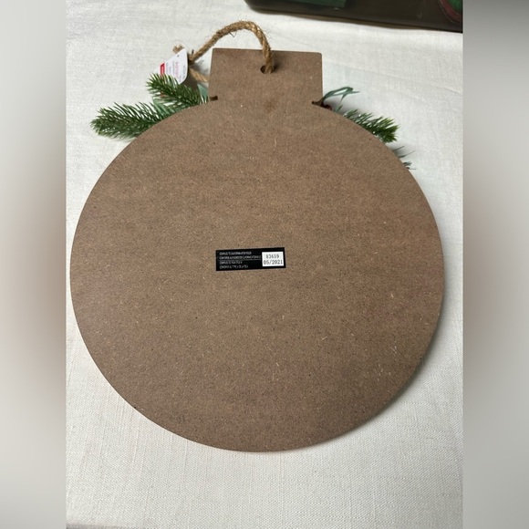 Christmas Wall Decor - Picture 4 of 4